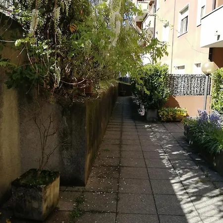 Casetta Con Terrazza *