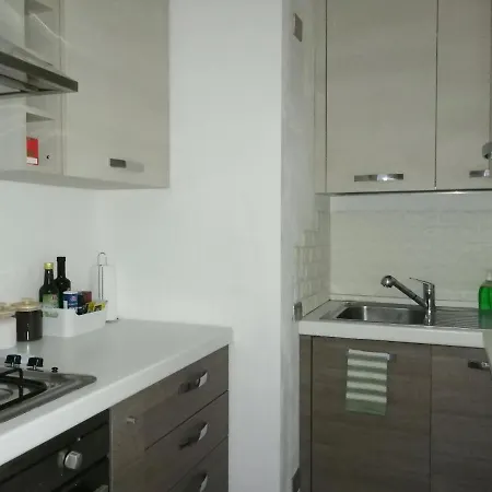 Casetta Con Terrazza